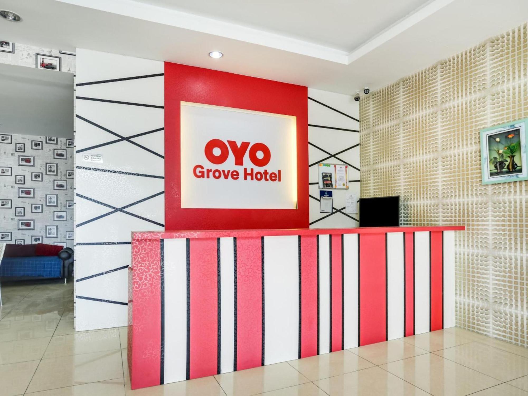 Oyo 89583 Grove Hotel Каджанг Екстер'єр фото